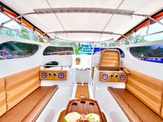 Coconuts and flowers on the luxury speedboat table